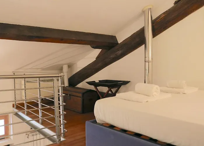 Charming In The Navigli District - 4 People ミラノ