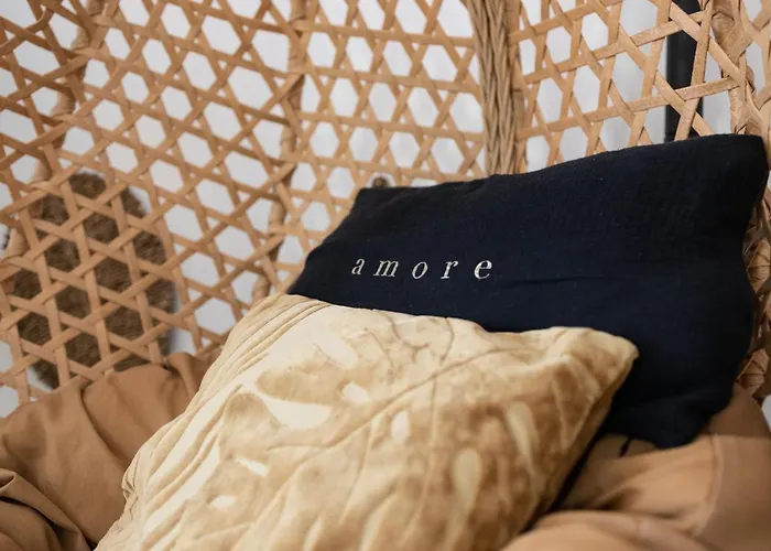 Apartament Citylife Apartment- Metro Access - 2 Bedrooms Mediolan