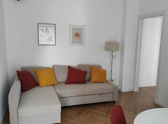Elegante Bilocale A Con Balcone Apartament *
