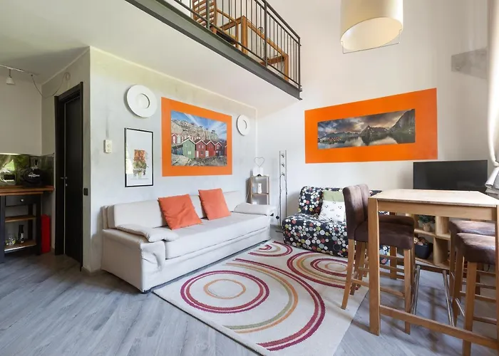 Guesthost - Vigentino Loft With Terrace דירה מילאנו