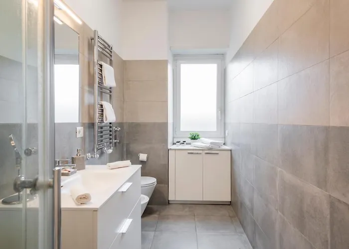 Washington, 83 - Luminoso E Milano