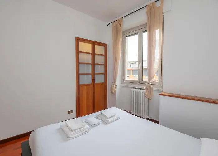 Ihost Flat - Sestini 11 *