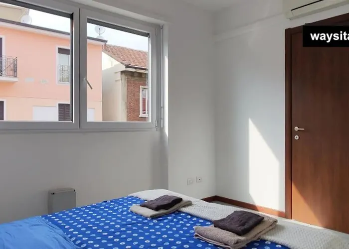 Certosa District Lägenhet