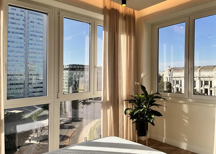 Yls Luxury * Милан