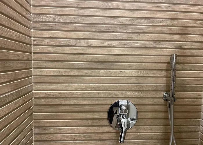 - Nella Corte Dei Navigli * ミラノ