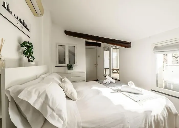 Buenos Aires' Nest - 10 Minutes From Duomo With Terrace Apartman *