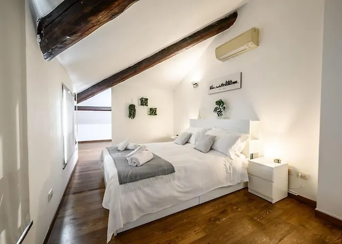 Buenos Aires' Nest - 10 Minutes From Duomo With Terrace Apartman *