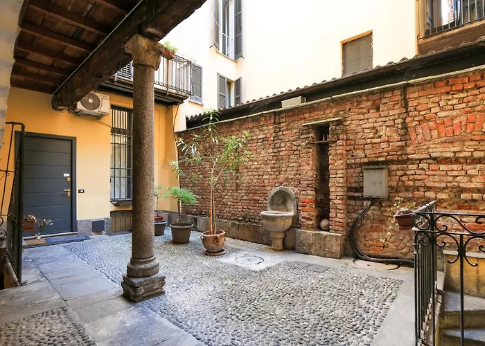 Primopiano - Colonne B Milan