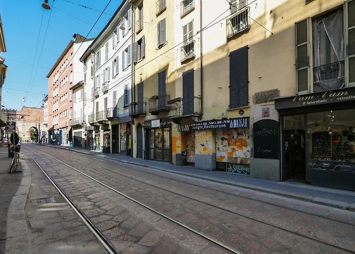 Primopiano - Colonne B Milan