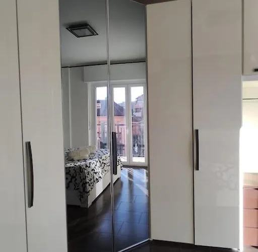 Apartman Bilocale Luminoso E Accogliente Zona Marche Milánó