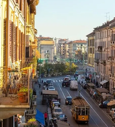 Fiorenti - Navigli Ringhiera House Апартаменты *