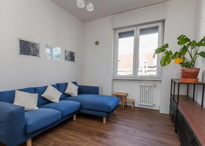 Bocconi And Navigli شقة ميلان