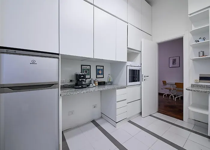 Hale - Crocetta * Milão