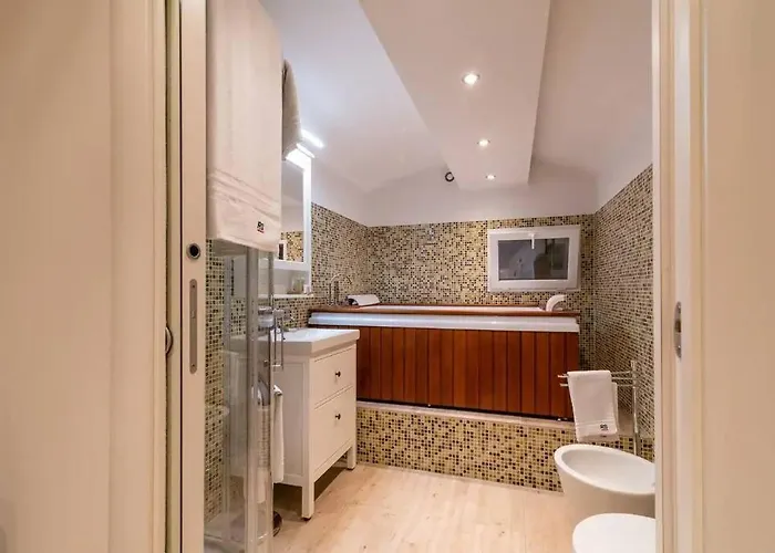 Lejlighed Moscova - Garibaldi Lusso, Sauna E Idromassaggio