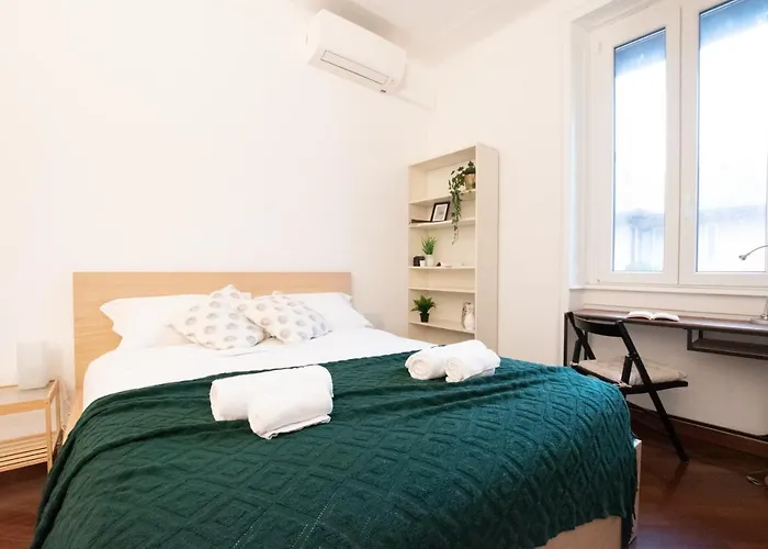 I Host - Bazzini 9 * 밀라노