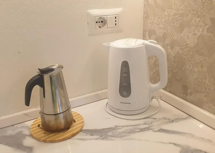 Spacious & Lovely - 4 Queen Bed Apartman *