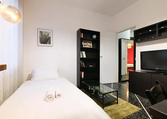 Apartament Primopiano - Amadeo 32 *