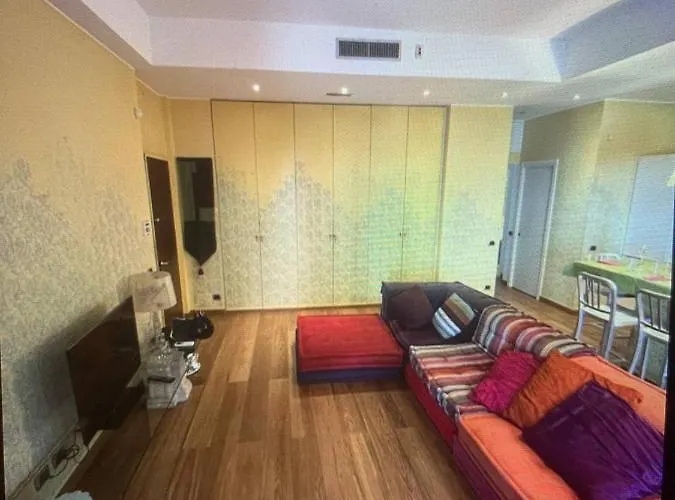 S.ambrogio/duomo •jacuzzi • Luxury •design Διαμέρισμα *