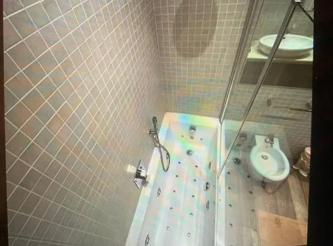 Διαμέρισμα S.ambrogio/duomo •jacuzzi • Luxury •design Μιλάνο