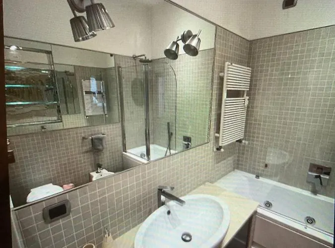 Διαμέρισμα S.ambrogio/duomo •jacuzzi • Luxury •design Μιλάνο