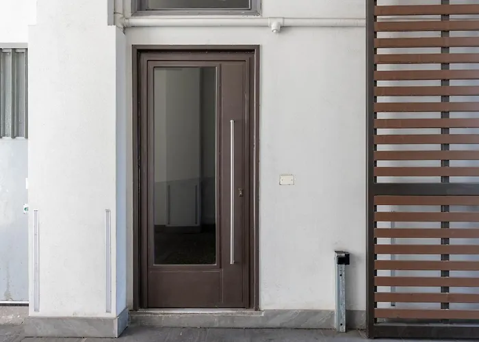 Milanese Elegance - 15 Minutes Duomo Apartment Milan