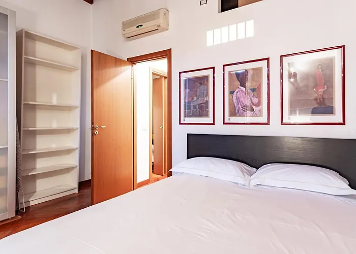 Ticinese Livings Comfy - Full City Center Apartman *