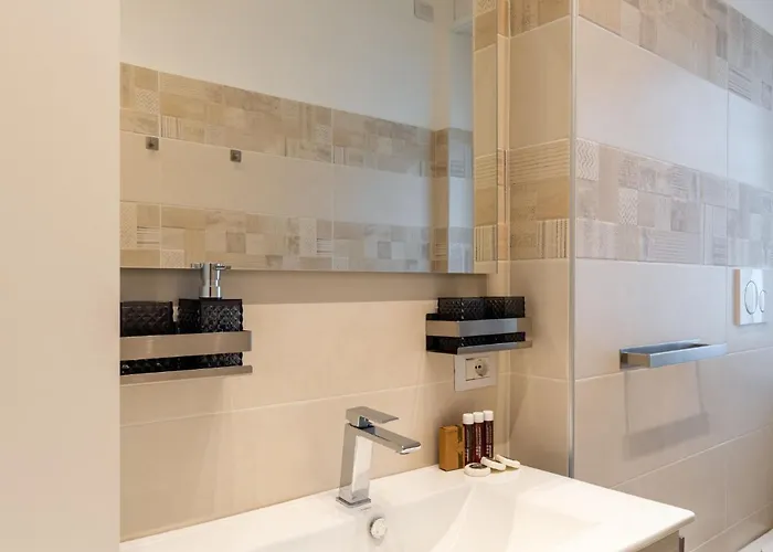 Contarini By Interhome Milán