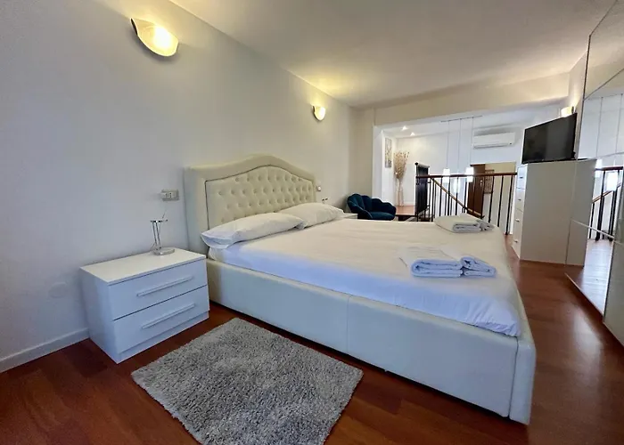 Apartment Kibilu - Via Tolmezzo - Ospedale San Raffaele - Stazione Di Lambrate Mailand