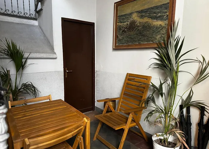 Regina In Porta Romana 2 - Sky Tv, Wifi E Breakfast Box Milano