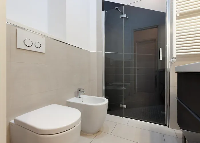 Apartamento Nam House & Posto Auto Milán