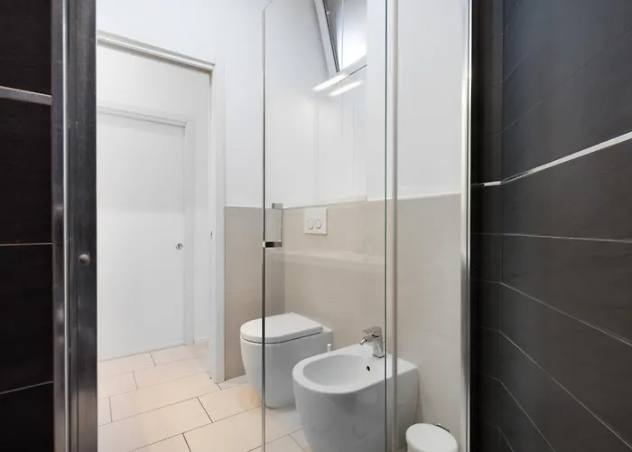 Nam House & Posto Auto