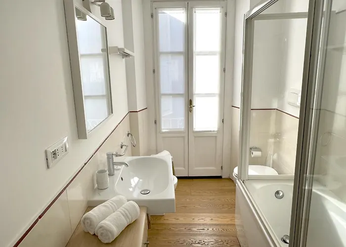 Joivy Cosy Ticinese Retreat 1-bed Flat Near The Duomo * 米兰
