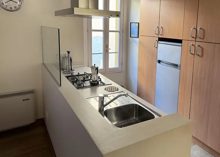 Joivy Cosy Ticinese Retreat 1-bed Flat Near The Duomo * 米兰