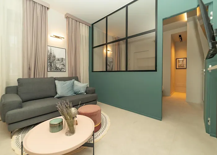 Intrho Luxury Flat - Porta Venezia,