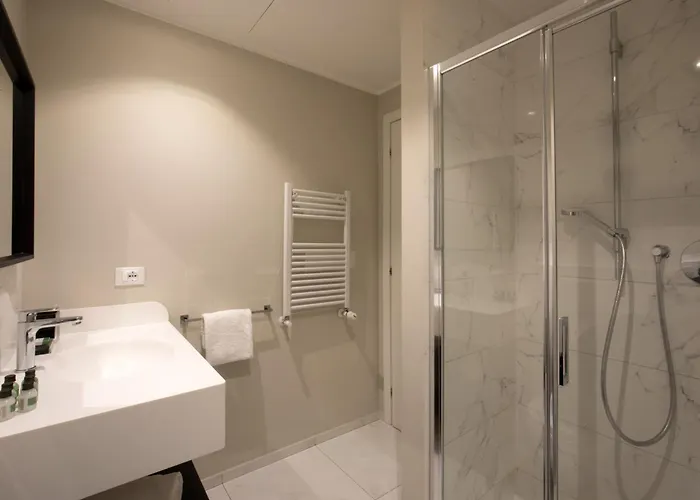 Konukevi Daplace - Corso Monforte Milano