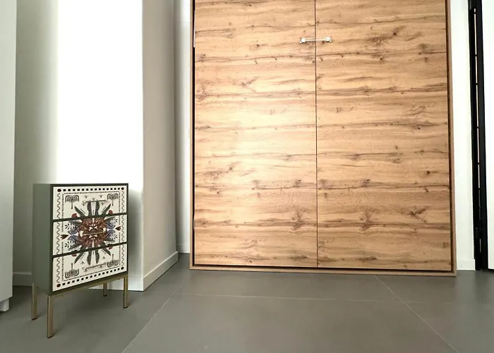 Lejlighed Rainbow Flat- Monolocale Luminoso