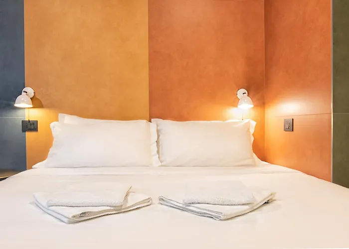 Rainbow Colorful By Station Lejlighed