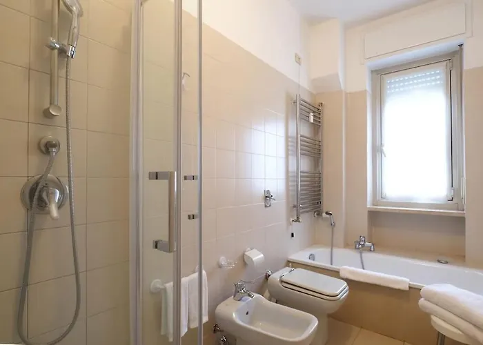 Contempora - Trilocale Lagosta 9 Milánó