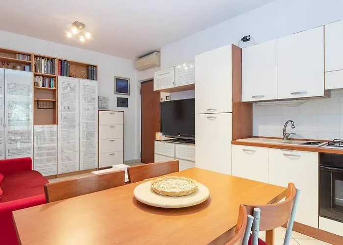 Elegante A 500 Mt Da M4 Con Wifi E Ac Mailand