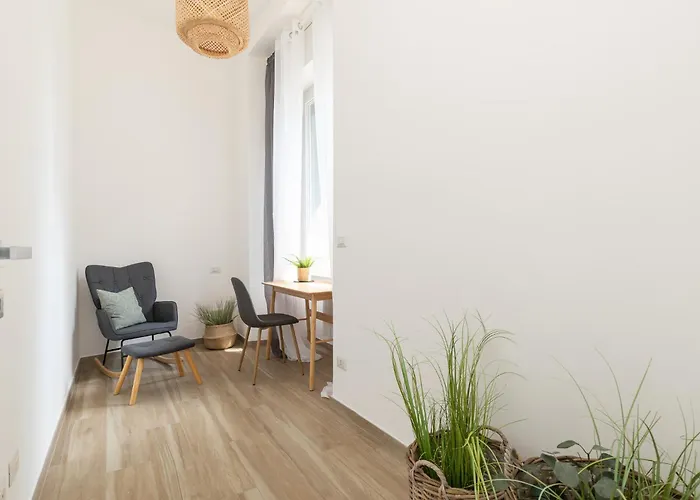 Luni 4 - Design Trilo -m3- 8 Min Dal Duomo Appartement *