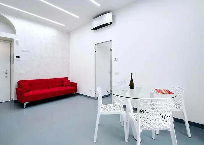 Apartment Milano-hosted By Sweetstay Milan