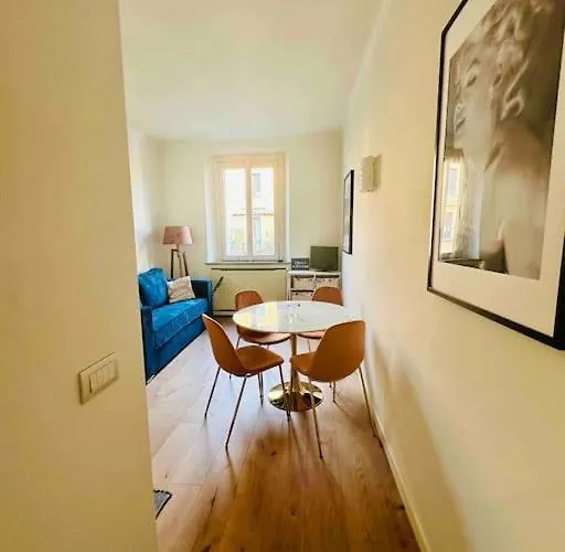 Apartman Stylish Boutique Next To Duomo Milánó