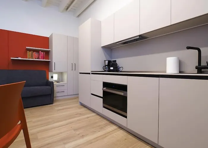 La Casa Di Ringhiera Porta Venezia * Milano