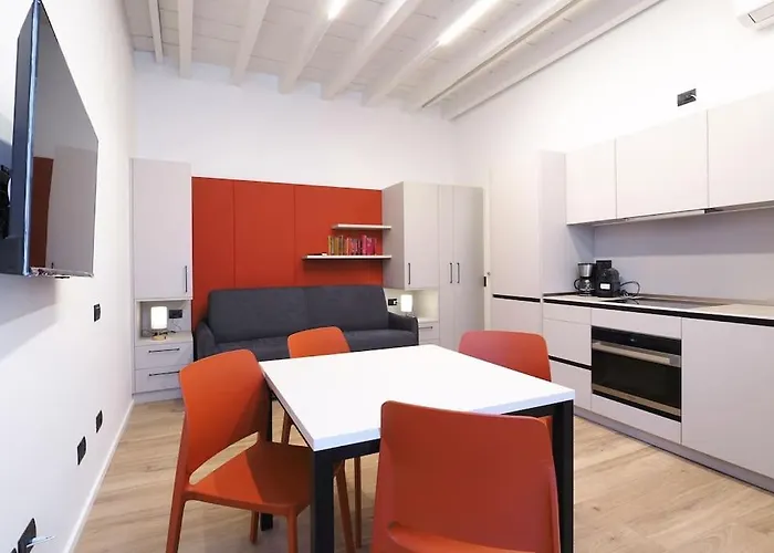 La Casa Di Ringhiera Porta Venezia *