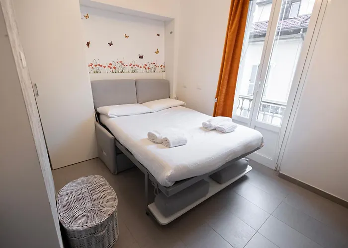Moderno A 2 Minuti Dalla Metro Apartamento Milán