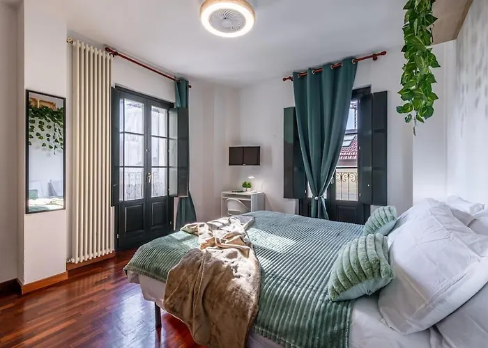 Apartamento Close To Duomo Lovely City Center Flat