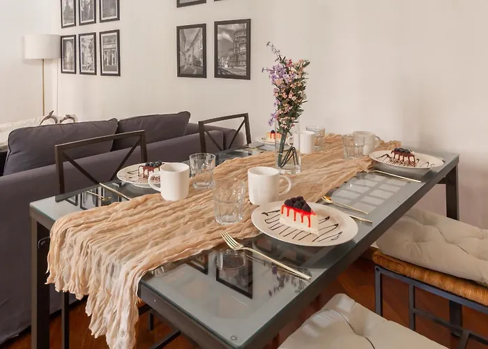 Apartment Charme Milan-300m Dal Duomo