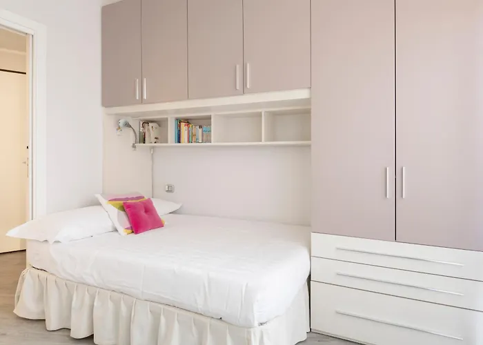 Appartement Adorable Centre, 2 Bd, 4 Guests Milaan