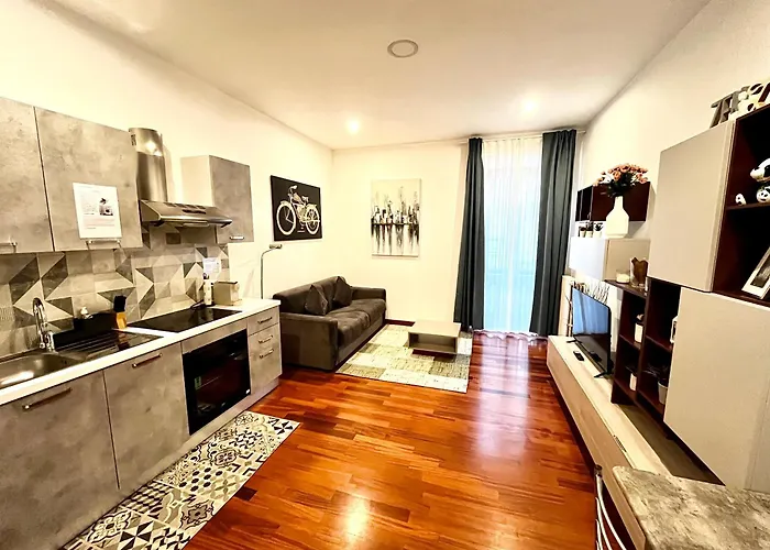 Appartamento Cosy New In Portello Certosa