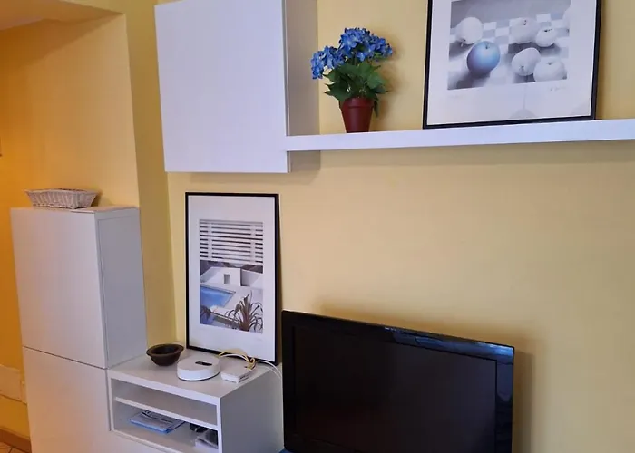 Appartement Youhosty - Paul Valery 3 *